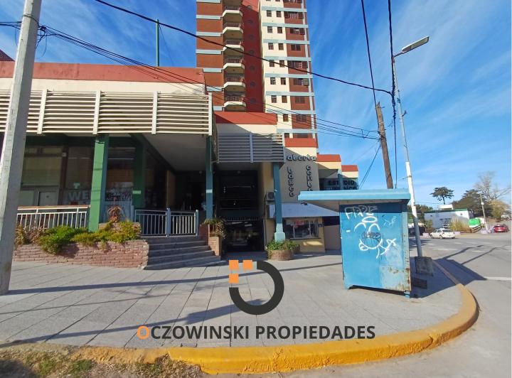 Local comercial · 16m²