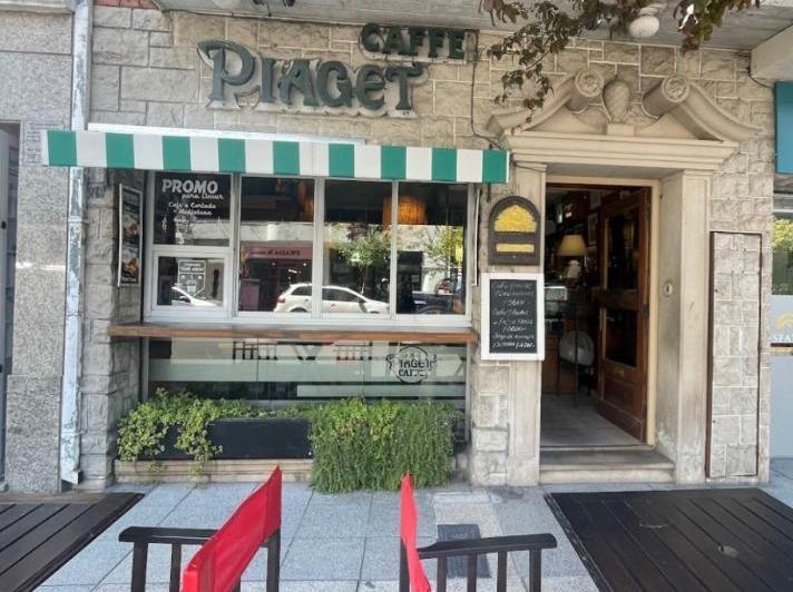 Local comercial · 176m² · 10 Ambientes