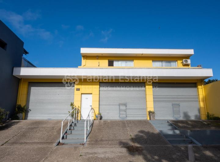 Local comercial · 348m² · 3 Ambientes