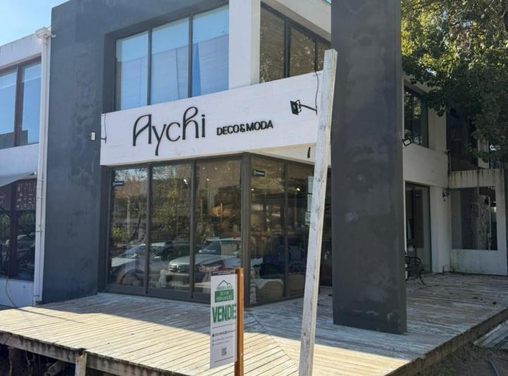 Local comercial · 97m² · 2 Ambientes