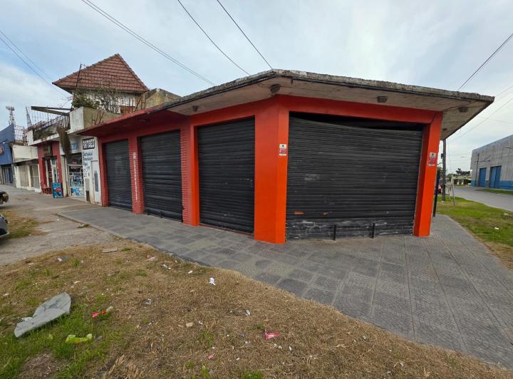 Local comercial · 180m² · 3 Ambientes