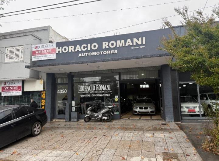 Local comercial · 217m²