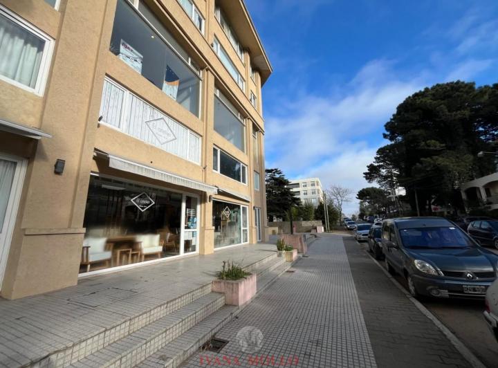 Local comercial · 47m²
