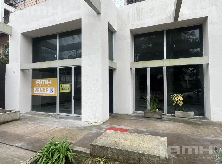 Local comercial · 121m² · 1 Ambiente
