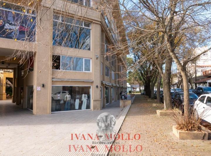 Local comercial · 47m²