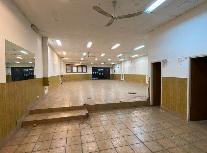 Local comercial · 500m²