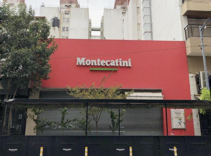 Local comercial · 606m²