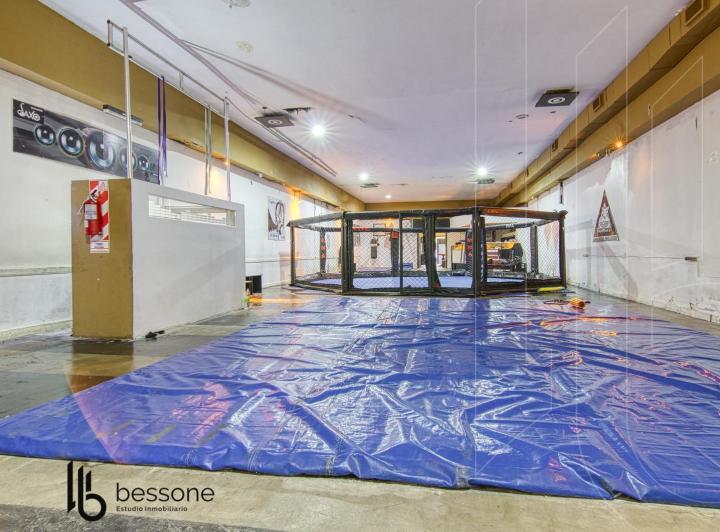 Local comercial · 450m² · 3 Ambientes