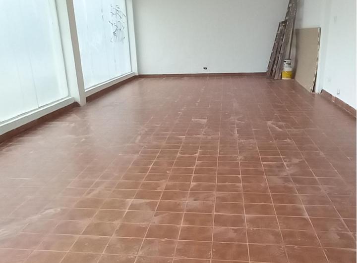 Local comercial · 65m²