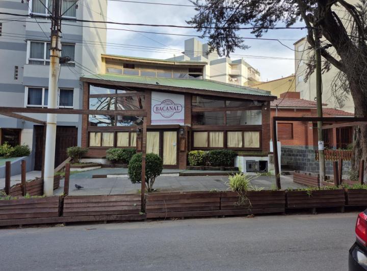 Local comercial · 400m²
