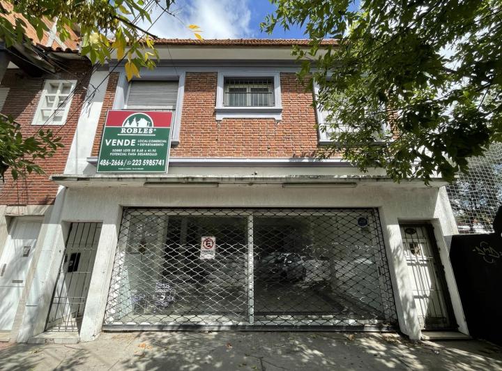 Local comercial · 207m² · 3 Ambientes