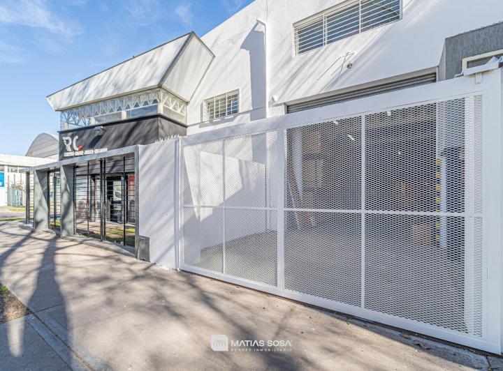 Local comercial · 413m² · 2 Ambientes