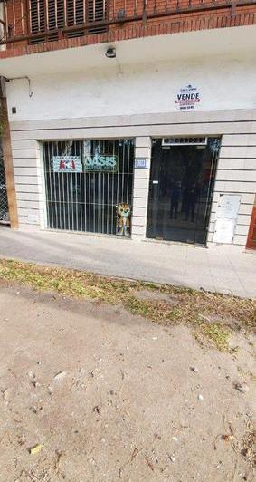 Local comercial · 61m²