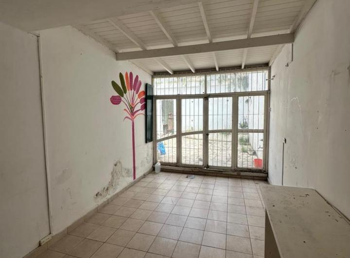 Local comercial · 100m²