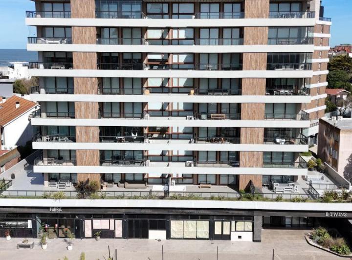 Local comercial · 201m²