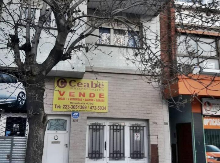 Local comercial · 330m² · 4 Dormitorios · 1 Cochera
