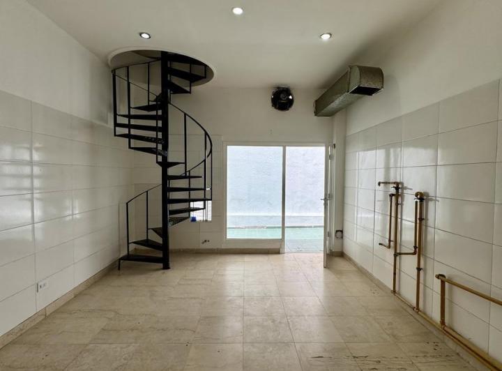 Local comercial · 68m² · 3 Ambientes