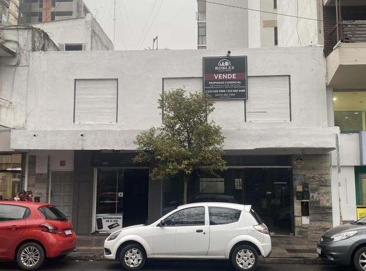 Local comercial · 568m²