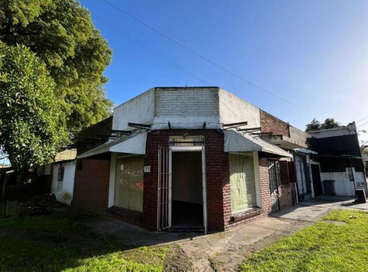Local comercial · 64m²