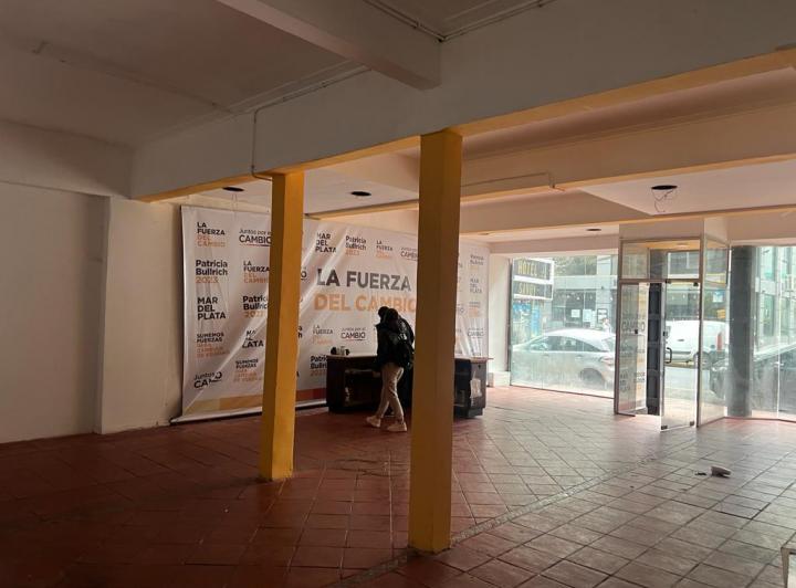 Local comercial · 179m²