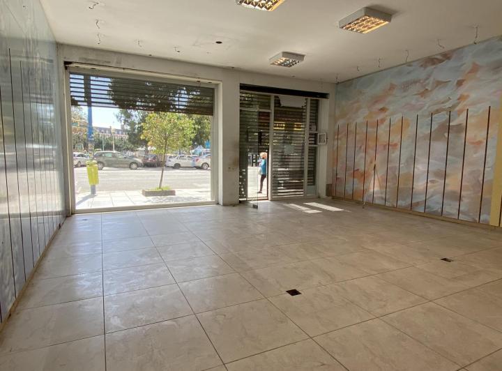 Local comercial · 79m²