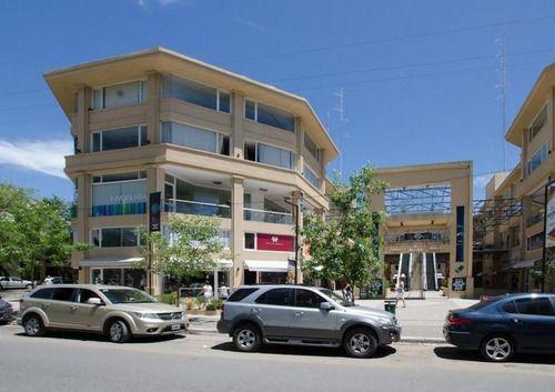 Local comercial · 87m²