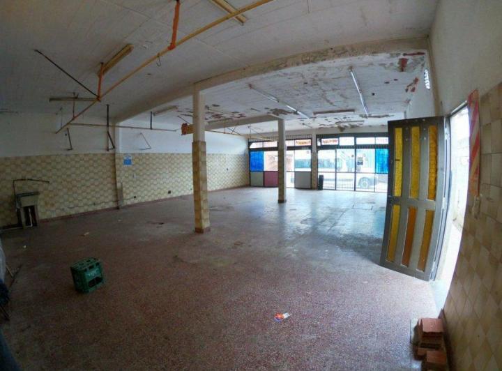 Local comercial · 163m² · 2 Ambientes