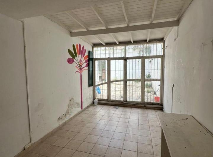 Local comercial · 100m²