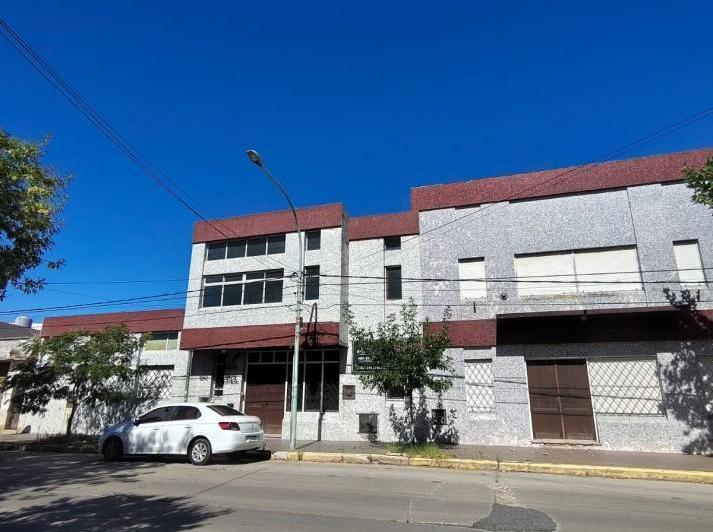 Local comercial · 525m²