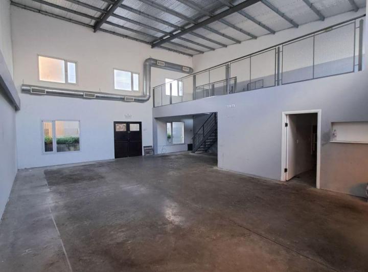 Local comercial · 142m² · 2 Ambientes