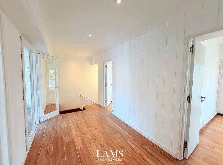 Local comercial · 125m² · 2 Ambientes · 5 Cocheras