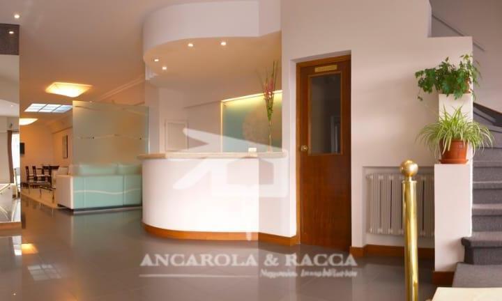 Local comercial · 1244m²