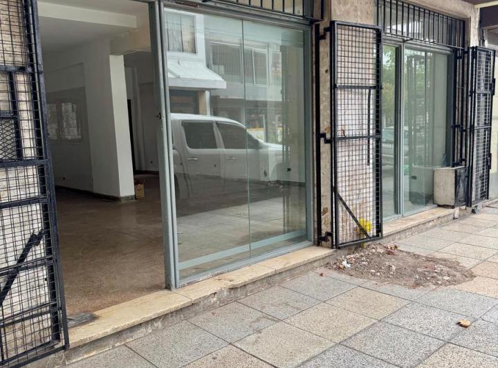 Local comercial · 52m²