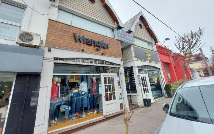 Oficina comercial · 75m² · 4 Ambientes