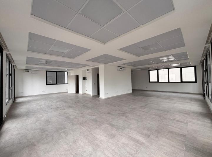Oficina comercial · 114m²
