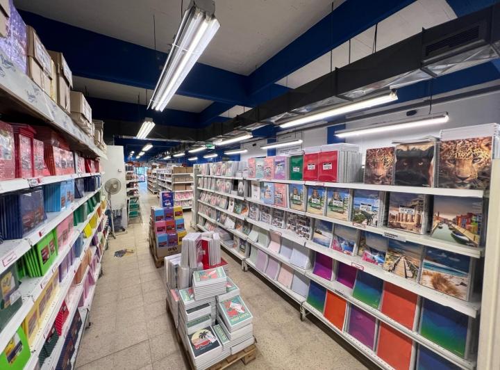 Local comercial · 726m² · 2 Ambientes