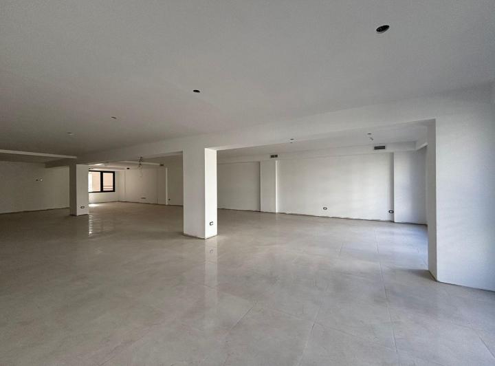 Oficina comercial · 157m² · 1 Cochera