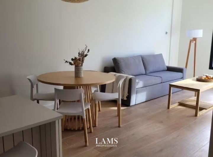 Departamento · 50m² · 2 Ambientes · 1 Cochera