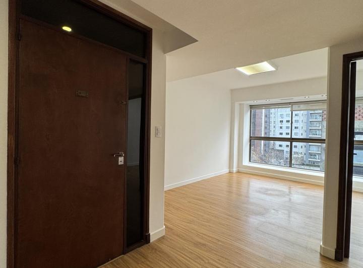 Oficina comercial · 70m² · 4 Ambientes · 1 Cochera