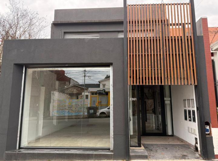 Local comercial · 90m²