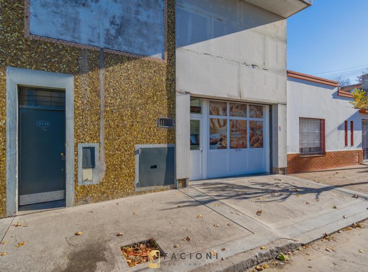 Bodega-Galpón · 360m² · 1 Ambiente · 1 Cochera