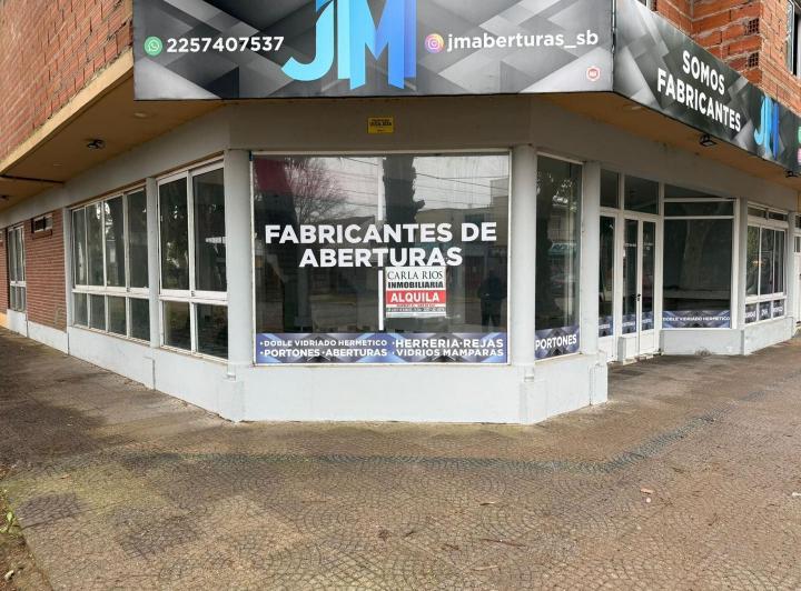 Local comercial · 400m²