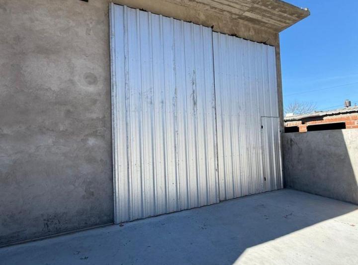 Bodega-Galpón · 127m²