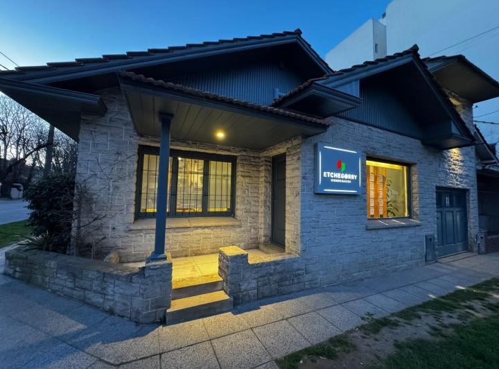 Oficina comercial · 110m² · 4 Ambientes · 1 Cochera