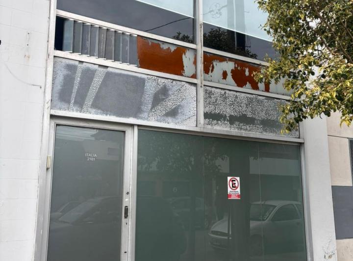Local comercial · 100m²
