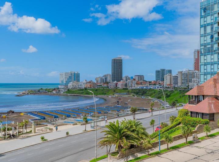 Departamento · 70m² · 2 Ambientes · 1 Cochera