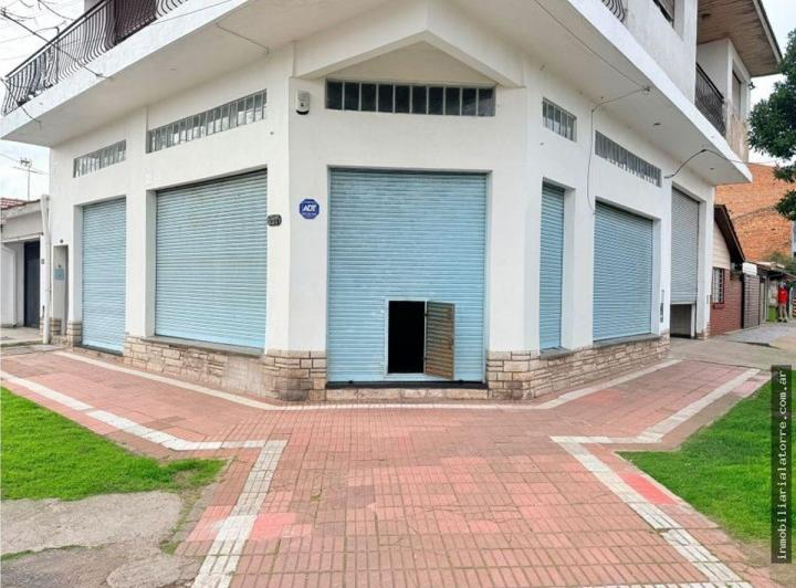 Local comercial · 130m² · 3 Ambientes