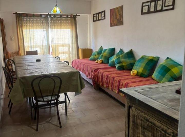Departamento · 40m² · 2 Ambientes · 1 Cochera
