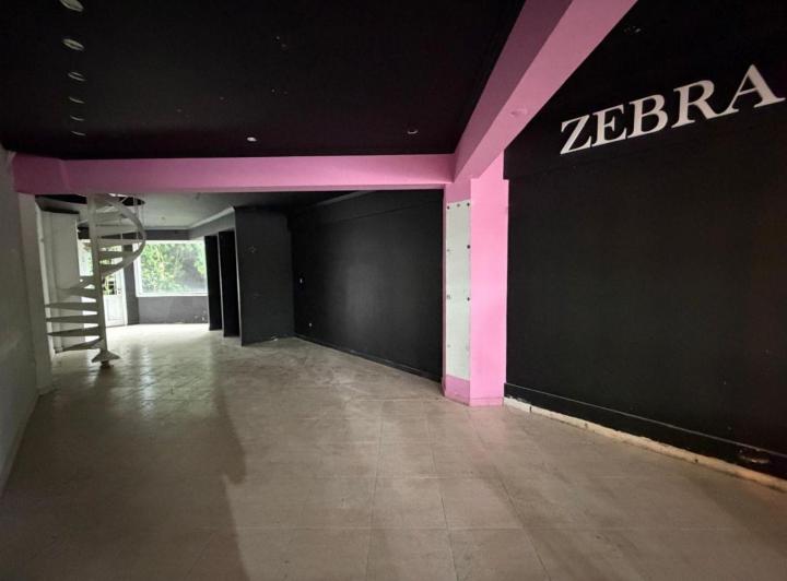 Local comercial · 100m² · 2 Ambientes