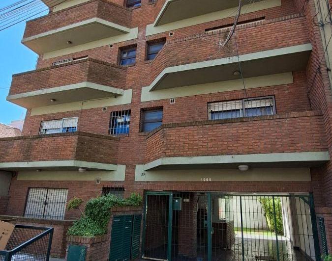 Departamento · 42m² · 2 Ambientes · 1 Cochera